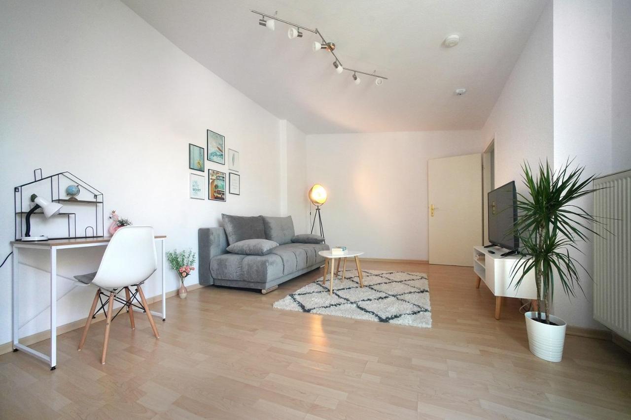 Blue Chili 07 - Lage, Modern, Naehe Hbf, Wifi Apartment *